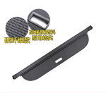 Tấm ngăn cốp Lynk & Co 08